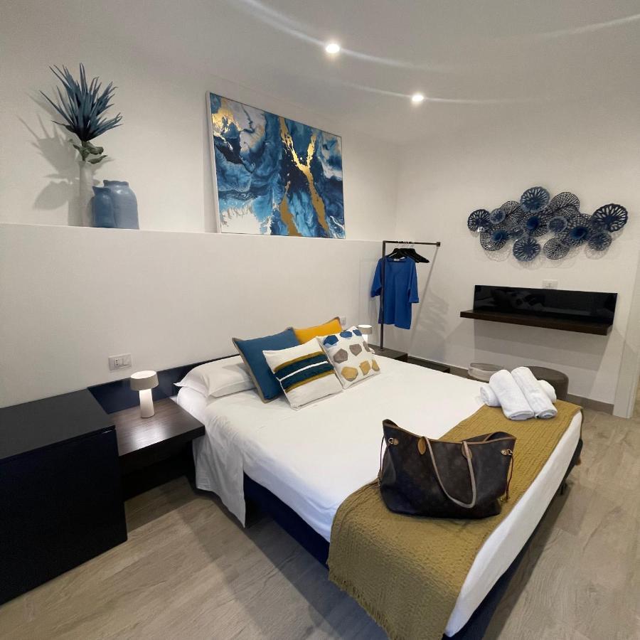 Namuri Luxury Rooms ตาออร์มินา ภายนอก รูปภาพ