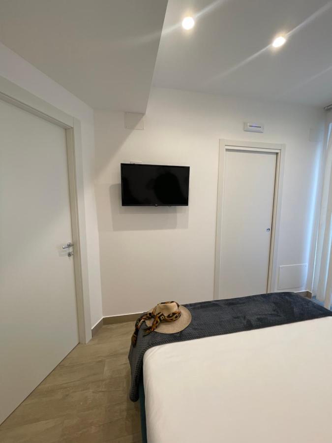 Namuri Luxury Rooms ตาออร์มินา ภายนอก รูปภาพ