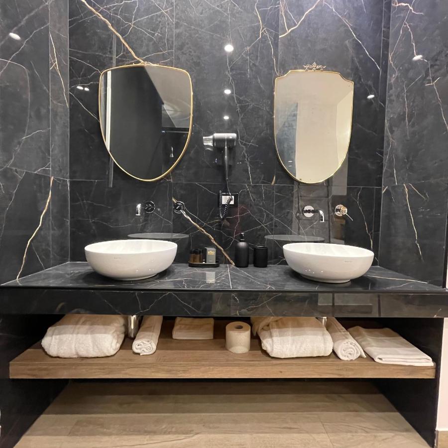 Namuri Luxury Rooms ตาออร์มินา ภายนอก รูปภาพ