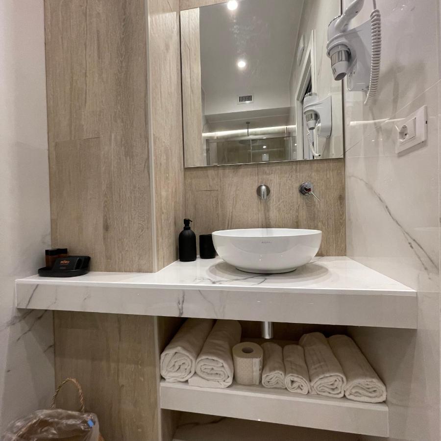 Namuri Luxury Rooms ตาออร์มินา ภายนอก รูปภาพ