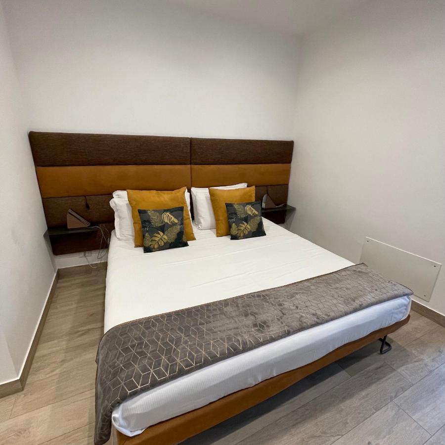 Namuri Luxury Rooms ตาออร์มินา ภายนอก รูปภาพ