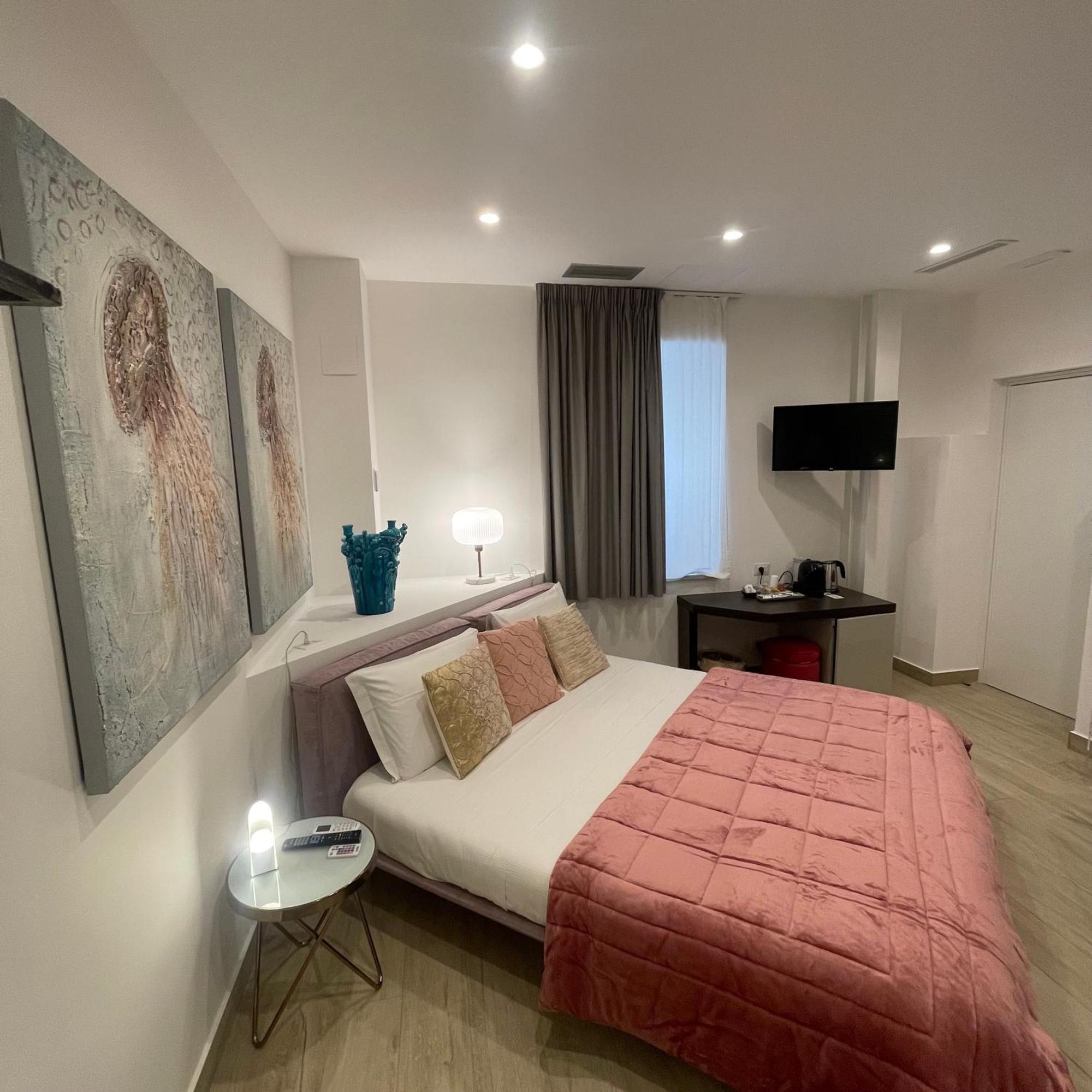 Namuri Luxury Rooms ตาออร์มินา ภายนอก รูปภาพ